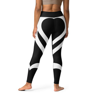 Women's Rear Heart Shape Yoga Leggings, Black & White Gym Leggings Berry Jane™