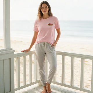 Mele Kalikimaka Hawaiian Christmas T-Shirt, Pink