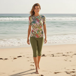 Women's UPF50+ Short Sleeve Rash Guard, Vintage Tropical Floral